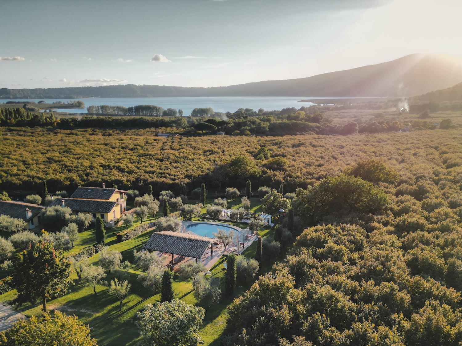 קפררולה Agriturismo La Valle Di Vico מראה חיצוני תמונה