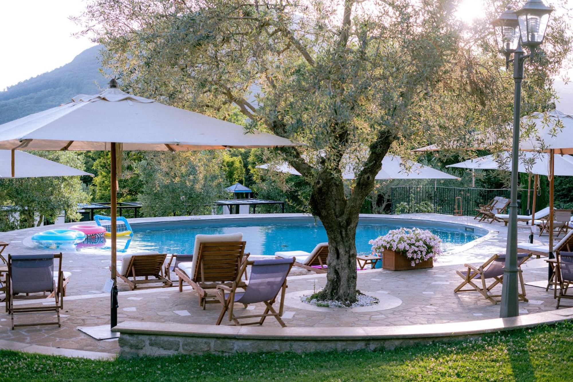 קפררולה Agriturismo La Valle Di Vico מראה חיצוני תמונה